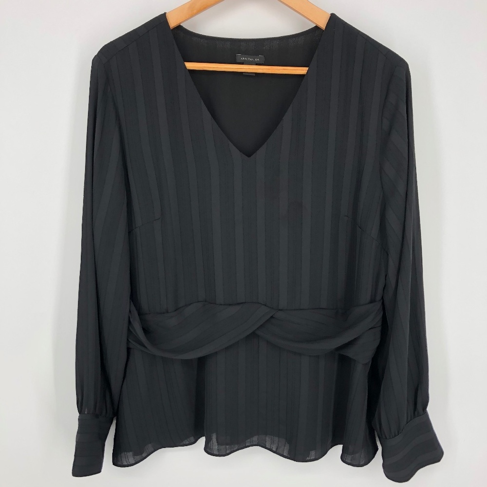 Ann Taylor‎ Womens Blouse Size 14 Black Textured Stripe Classic Office Career